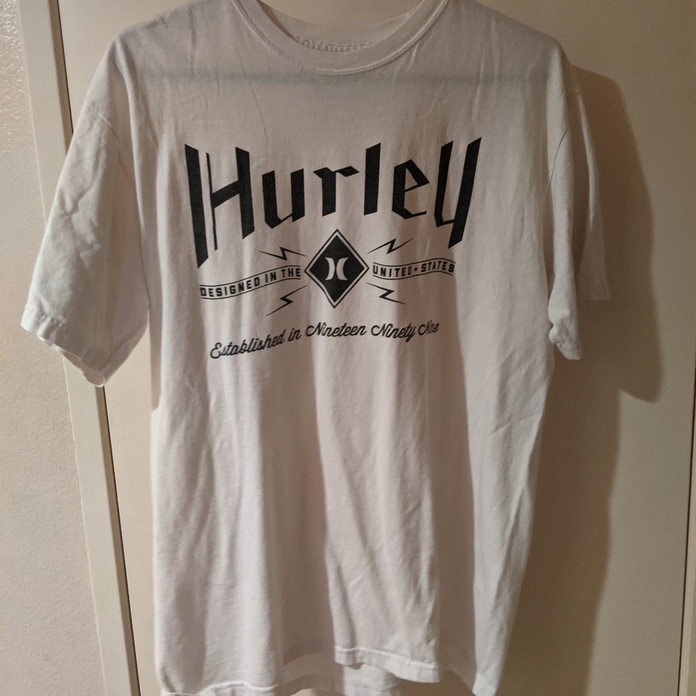 Tee shirt